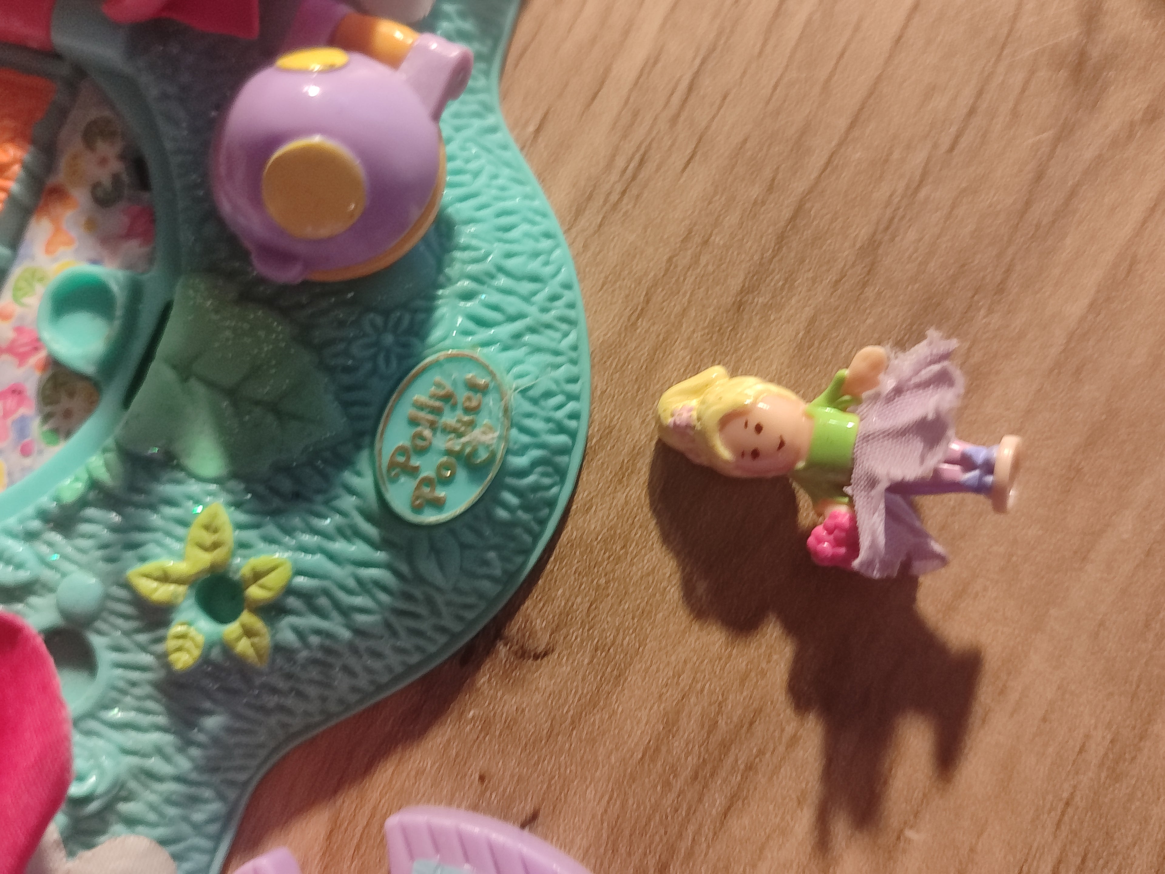 polly pocket rose Hideaway