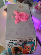 Furby rose en boîte